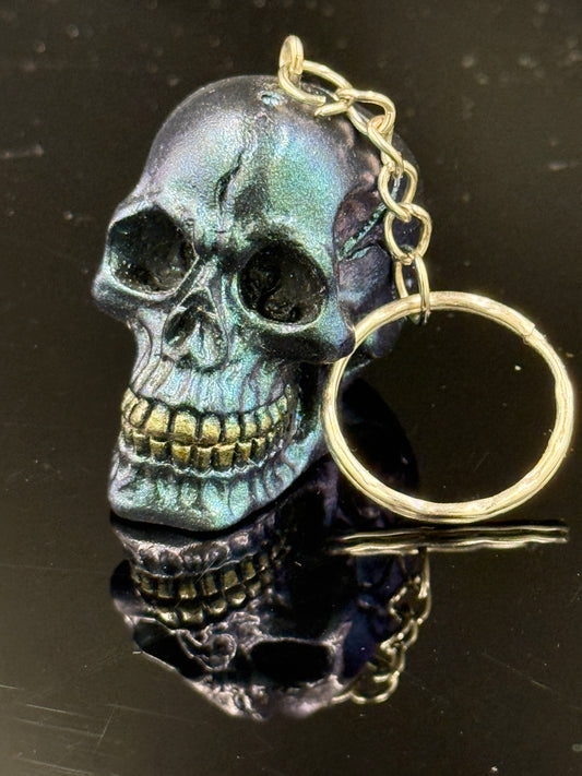 Iridescent Skull Keyring – Gothic Charm